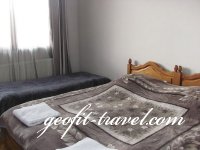 H&#244;tel New house ***