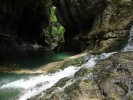 Cuevas, ca&#241;ones y cascadas
